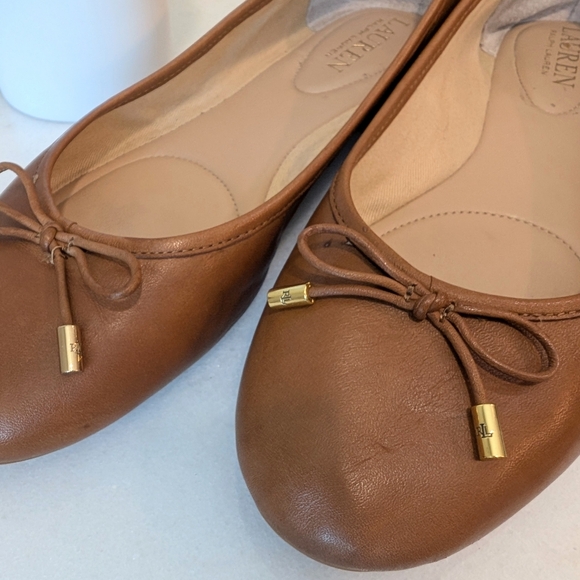 Lauren Ralph Lauren Jayna Brown Leather Flats with Bow Detail Sz 7. - Picture 4 of 7
